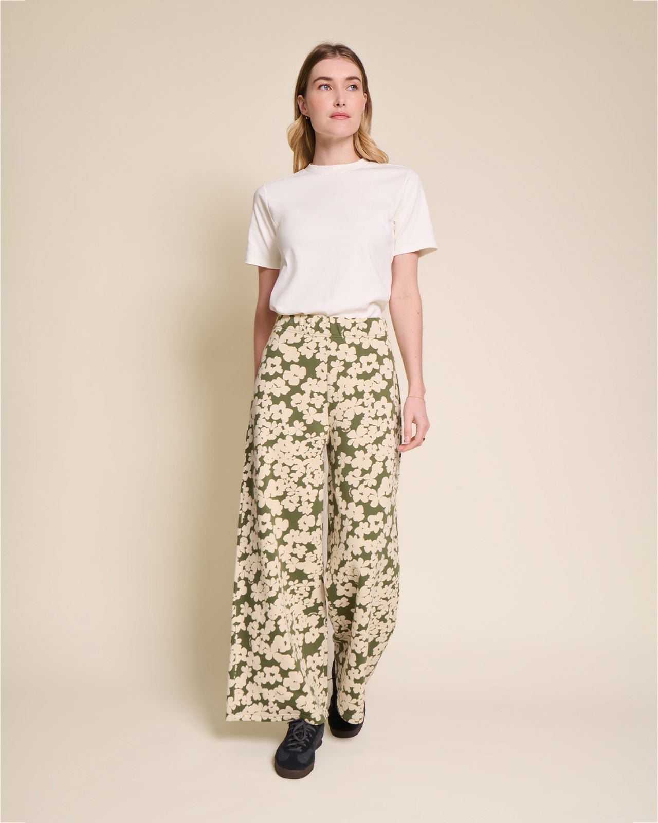 Pantalones de algodón orgánico Pauline – flores silvestres