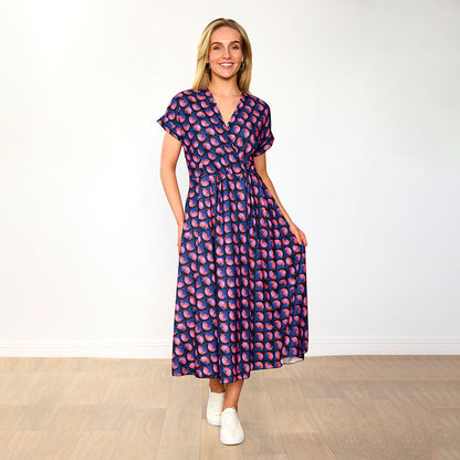 Vestido fluido estampado azul marino