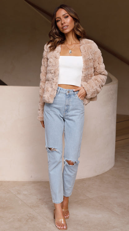 Chaqueta cropped Tully – camel