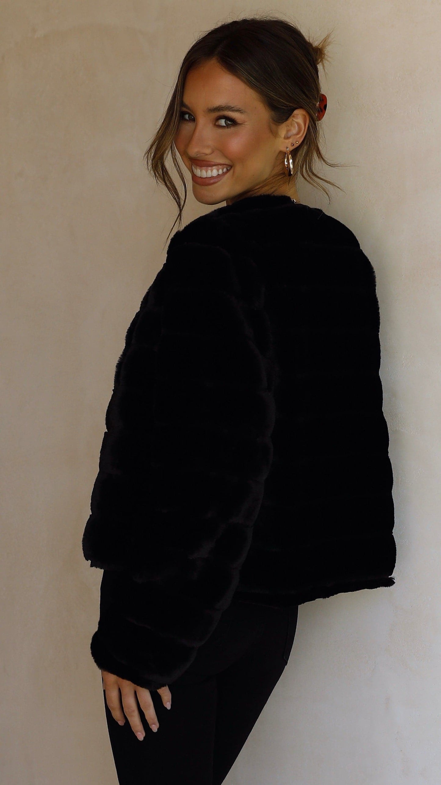 Chaqueta cropped Tully – negro