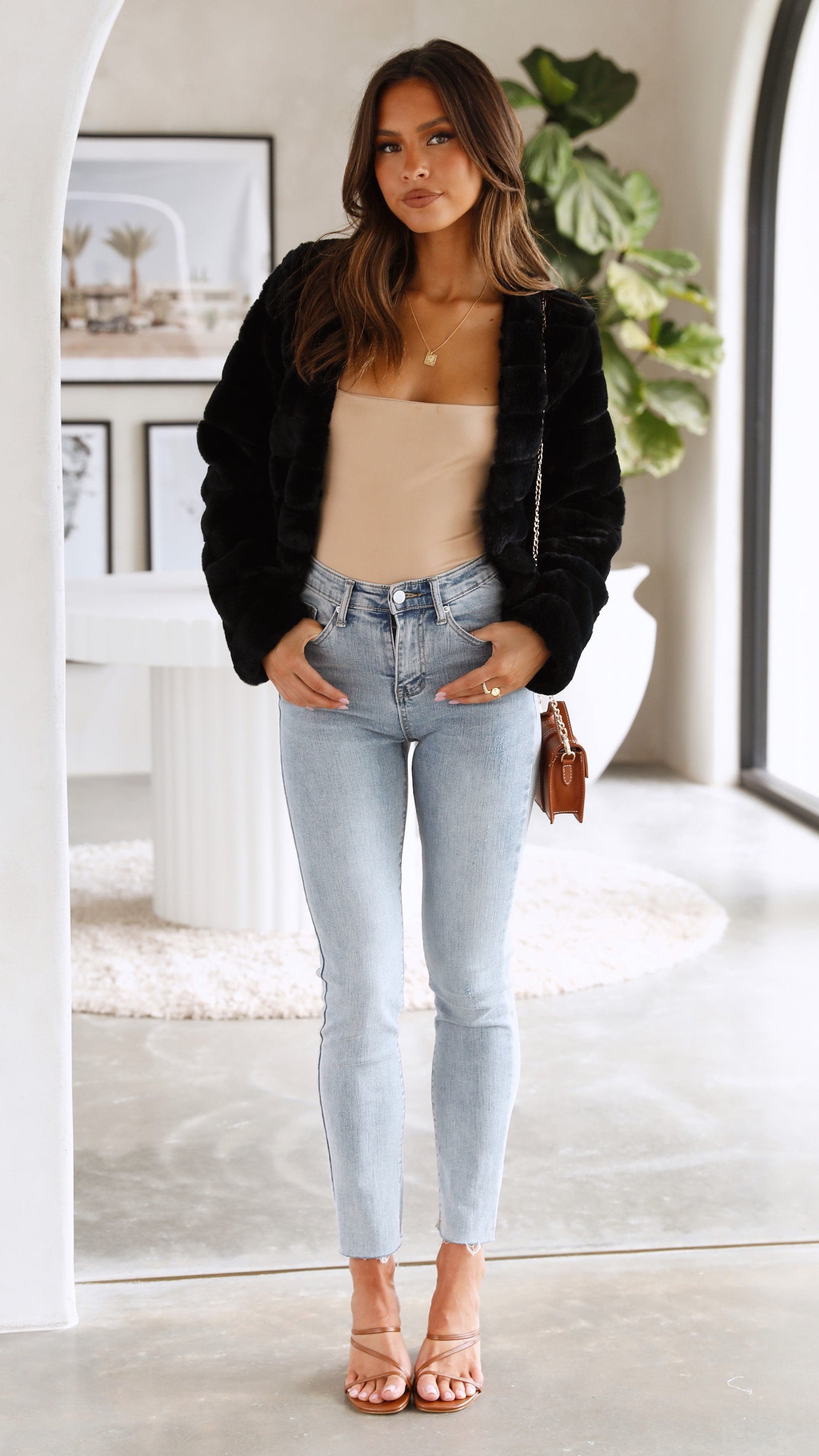 Chaqueta cropped Tully – negro