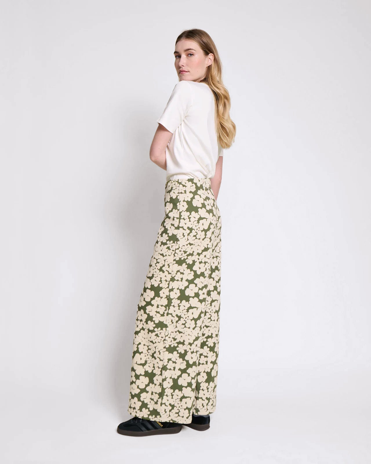 Pantalones de algodón orgánico Pauline – flores silvestres