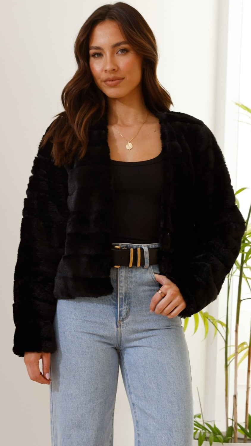 Chaqueta cropped Tully – negro